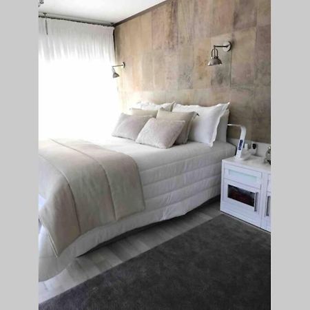 Piso Otero Ocampo, En El Centro De Sanxenxo Apartment Pontevedra Luaran gambar